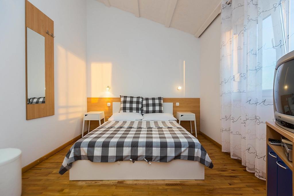 Apartments Dada Biograd Na Moru Room photo